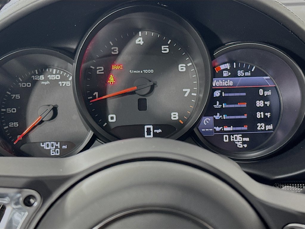 Certified 2025 Porsche 718 Cayman RWD image 13