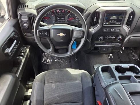 Used 2019 Chevrolet Silverado 1500 Custom w/ Custom Value Package image 14