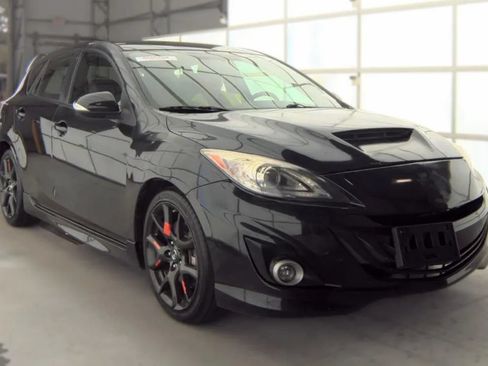 Used 2013 MAZDA MAZDA3 Touring w/ Mazdaspeed Tech Pkg FWD image 2