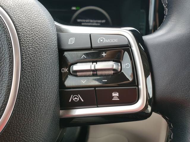 Certified 2023 Kia Sorento SX Prestige w/ Panoramic Sunroof Package AWD/4WD image 25