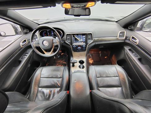 Used 2015 Jeep Grand Cherokee Overland image 2