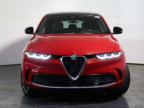 Used 2024 Alfa Romeo Tonale Ti AWD/4WD image 9