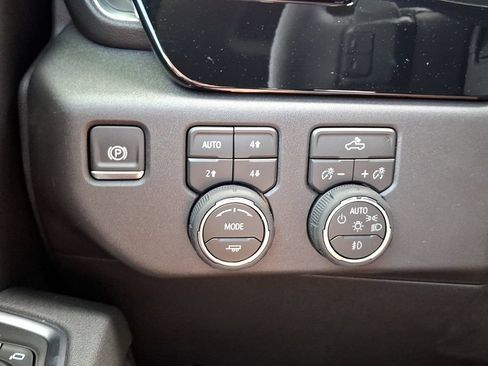 New 2026 Chevrolet Silverado 1500 LT Trail Boss w/ Convenience Package II AWD/4WD image 15