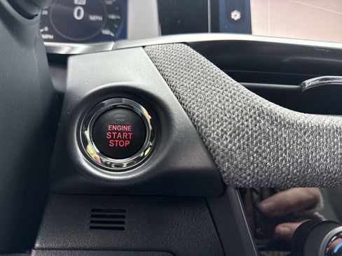 New 2026 Subaru Outback Premium image 32