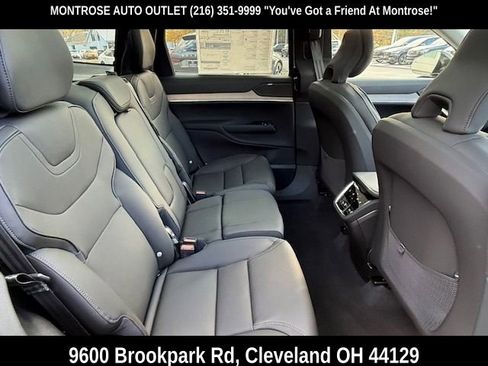 New 2025 Volvo EX90 Ultra image 16