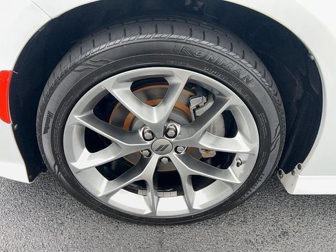 Used 2022 Dodge Charger GT image 9