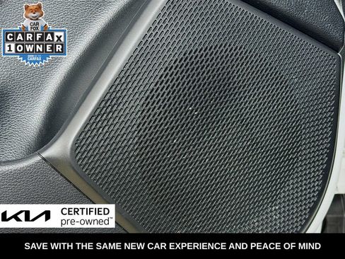 Certified 2025 Kia Soul LX w/ LX Technology Package FWD image 22