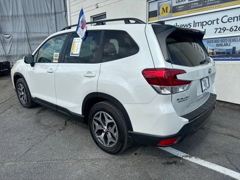 Certified 2024 Subaru Forester Premium AWD/4WD image 3