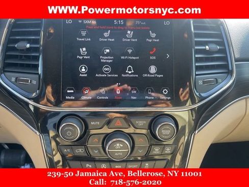 Used 2021 Jeep Grand Cherokee Limited w/ Luxury Group II image 17