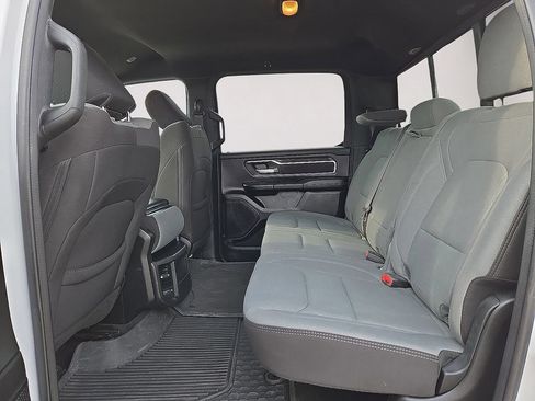 Used 2023 RAM 1500 Big Horn AWD/4WD image 16