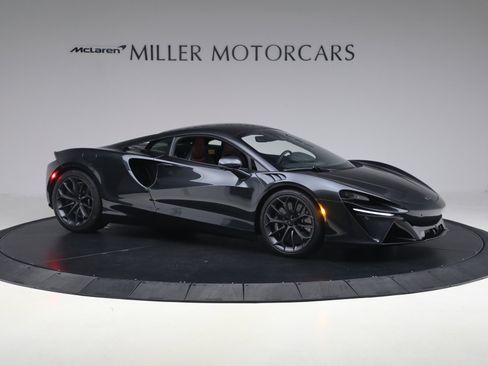 New 2026 McLaren Artura image 10