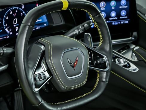 Used 2021 Chevrolet Corvette Stingray 3LT w/ Z51 Performance Package image 27