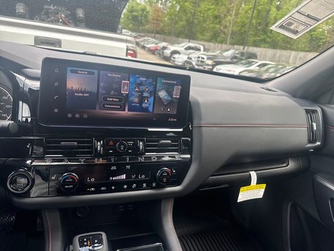 New 2026 Nissan Pathfinder Rock Creek AWD/4WD image 15