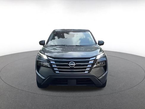 Used 2025 Nissan Rogue SV FWD image 4