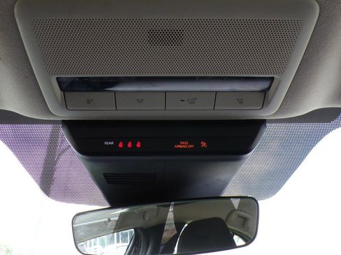 Used 2022 MAZDA MAZDA3 Sedan FWD image 17