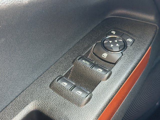 Used 2021 Ford EcoSport SE w/ SE Convenience Package FWD image 24