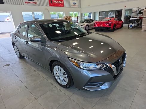 Used 2020 Nissan Sentra S w/ Trunk Package FWD image 4