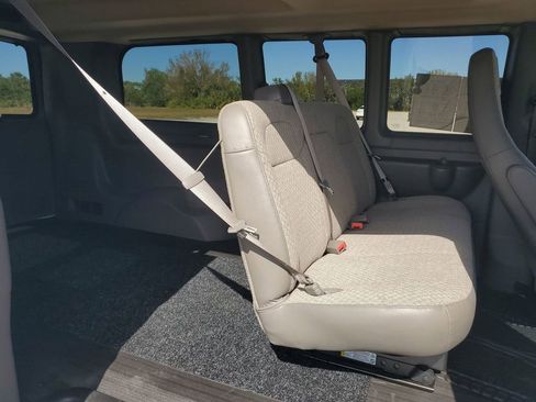 Used 2023 GMC Savana 2500 Work Van image 23