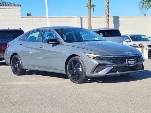 New 2026 Hyundai Elantra Sport FWD image 25