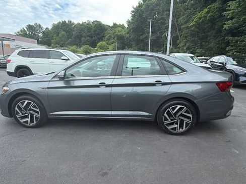 Used 2022 Volkswagen Jetta SEL FWD image 8