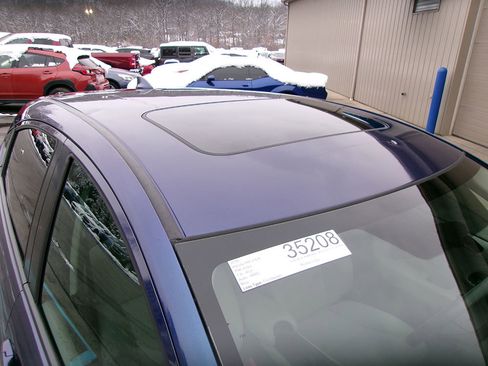 Used 2016 Honda HR-V EX image 8