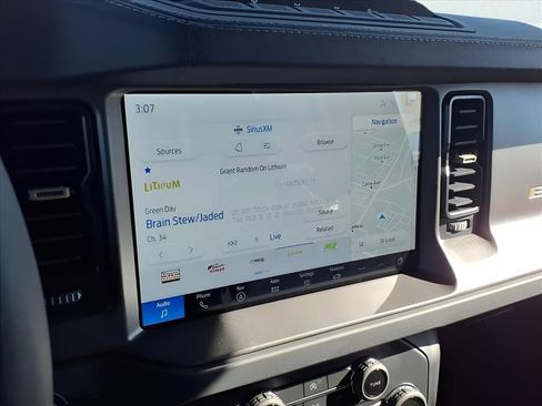 New 2025 Ford Bronco Badlands image 11