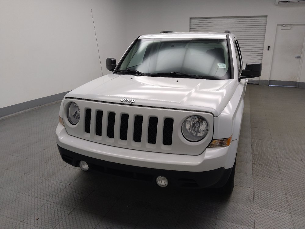 Used 2016 Jeep Patriot Latitude FWD image 15
