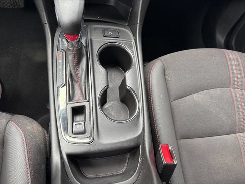 Used 2022 Chevrolet Equinox RS FWD image 27