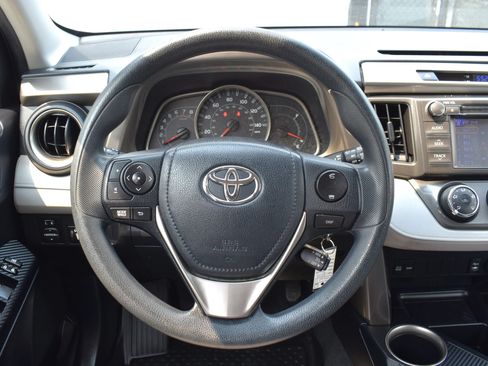 Used 2013 Toyota RAV4 LE w/ Preferred Accessory Pkg AWD/4WD image 18