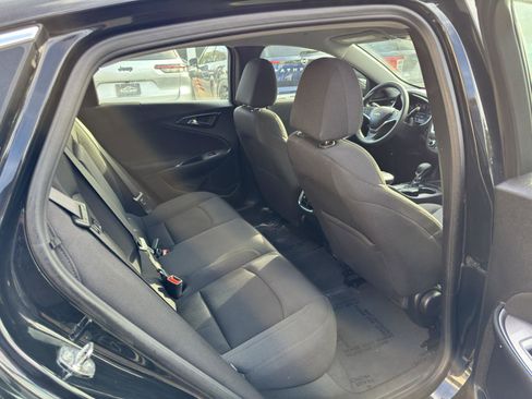 Used 2023 Chevrolet Malibu LT FWD image 37