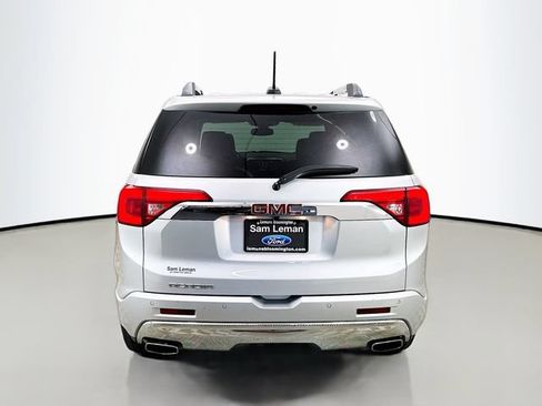 Used 2019 GMC Acadia Denali w/ Technology Package FWD image 6