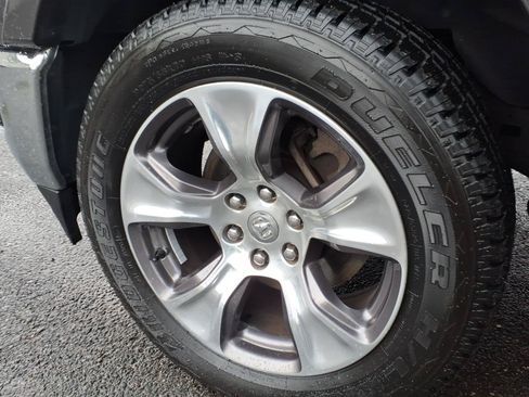 Used 2020 RAM 1500 Laramie AWD/4WD image 8