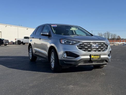 Used 2021 Ford Edge SEL w/ Convenience Package image 3