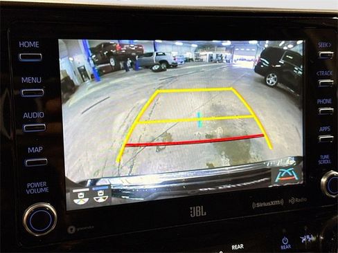 Used 2020 Toyota Highlander Limited image 15