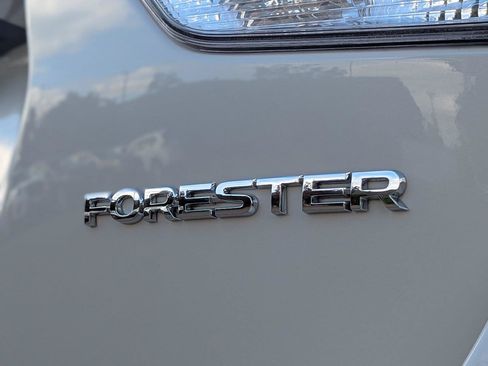 Used 2022 Subaru Forester Limited AWD/4WD image 28