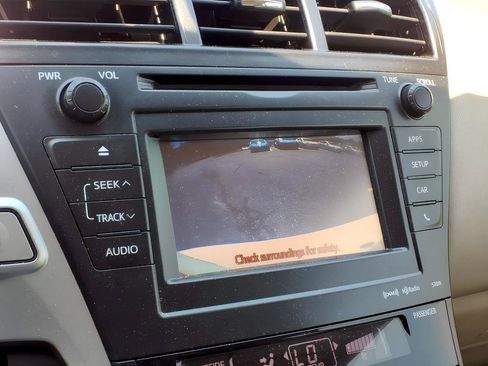 Used 2012 Toyota Prius V Five FWD image 17