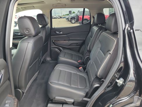 Used 2022 GMC Acadia Denali w/ Denali Ultimate Package AWD/4WD image 13