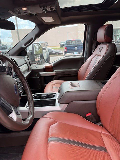 Used 2022 Ford F250 King Ranch w/ King Ranch Ultimate Package AWD/4WD image 3