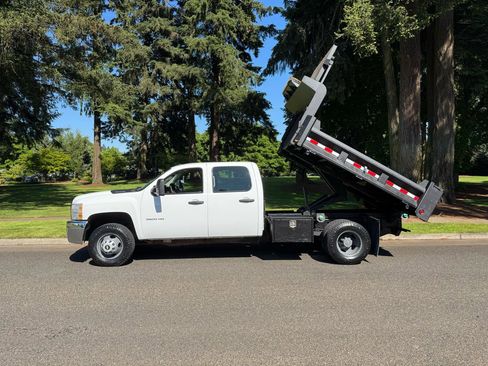 Used 2012 Chevrolet Silverado 3500 W/T RWD image 5