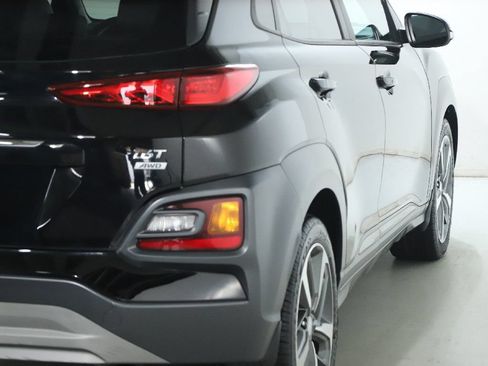 Used 2020 Hyundai Kona Limited AWD/4WD image 46