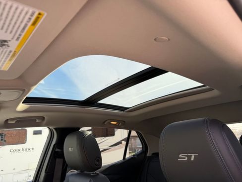 New 2026 Buick Encore GX Sport Touring image 16