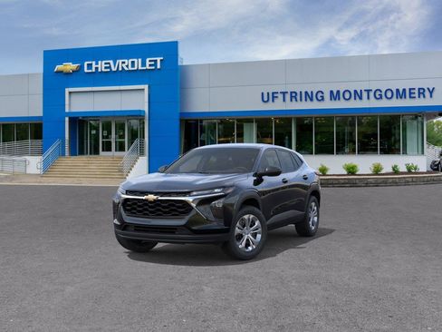 New 2026 Chevrolet Trax LS FWD image 8