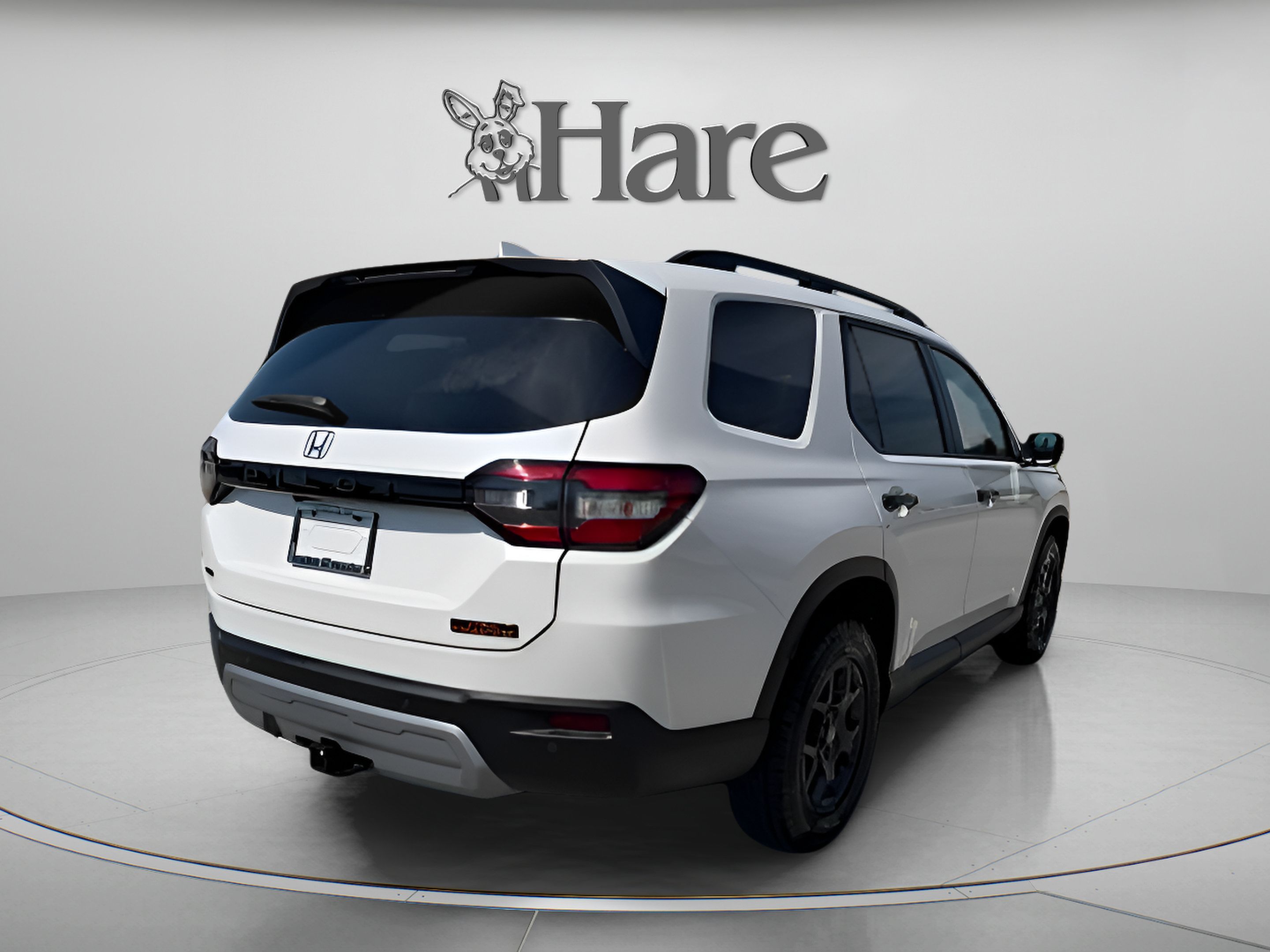 Certified 2025 Honda Pilot TrailSport image 5
