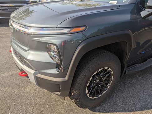 New 2026 Chevrolet Silverado EV Trail Boss w/ Premium Package image 10