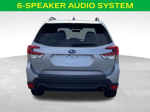 Used 2020 Subaru Forester Premium image 10