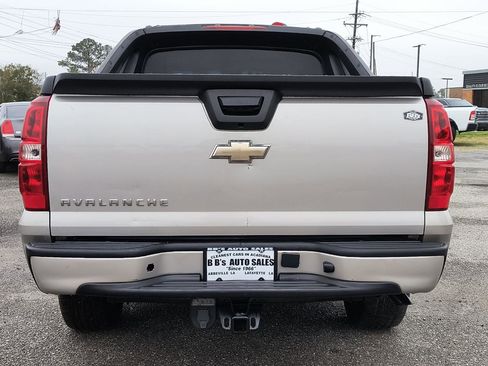 Used 2008 Chevrolet Avalanche LT RWD image 4