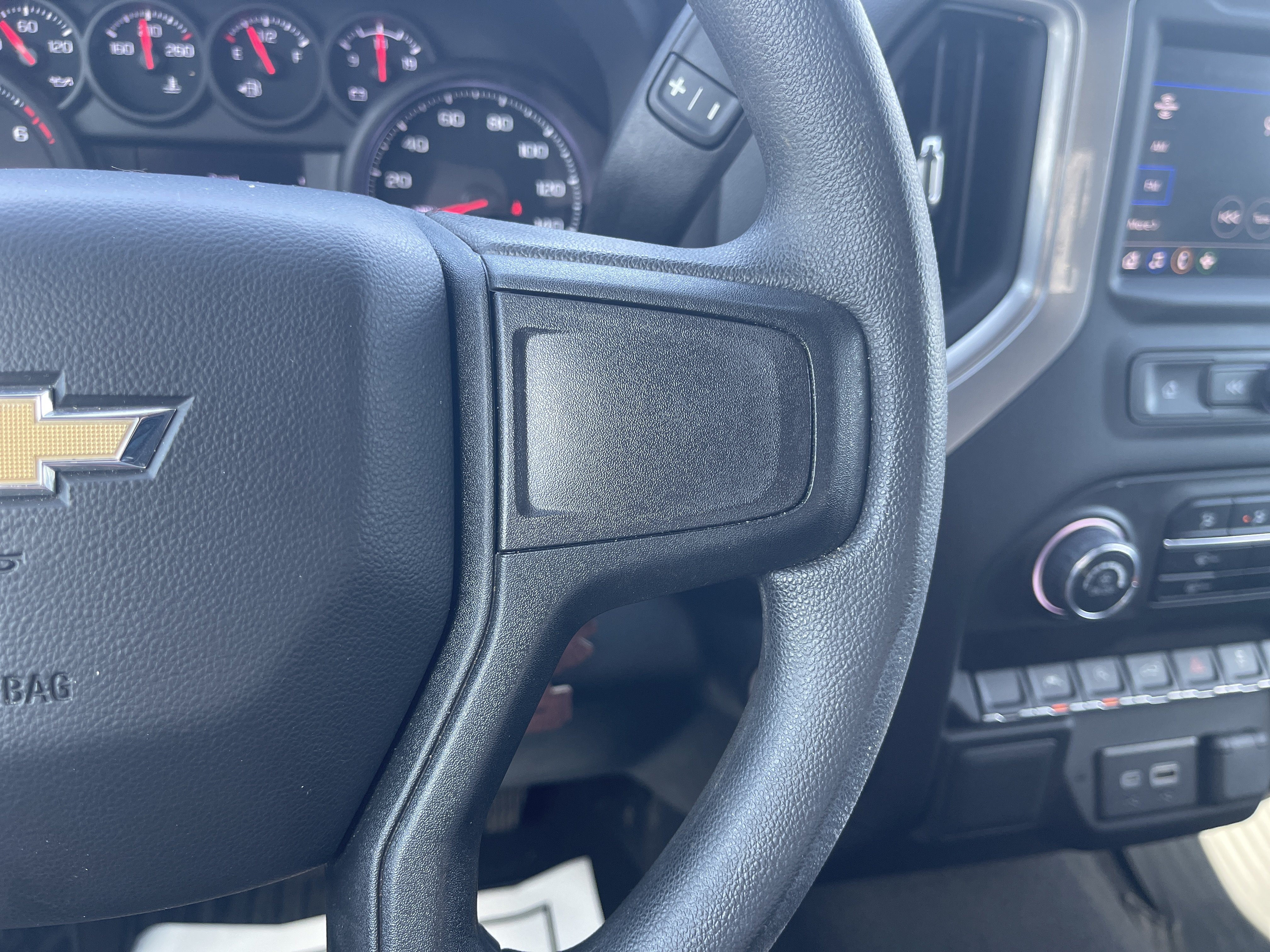 Used 2024 Chevrolet Silverado 1500 Custom RWD image 18