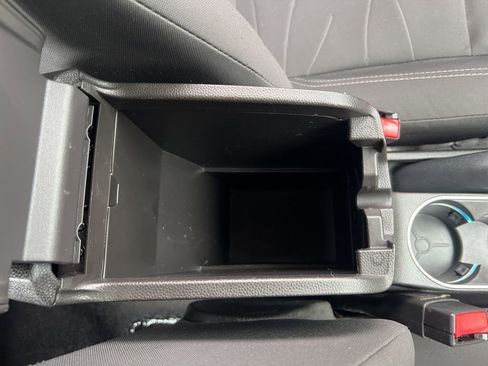 Used 2015 Ford Fiesta SE FWD image 24
