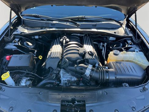 Used 2022 Dodge Charger Scat Pack w/ Driver Convenience Group image 9
