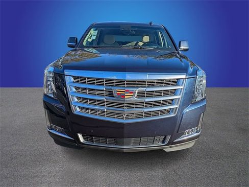 Used 2019 Cadillac Escalade Premium Luxury w/ LPO, Radiant Package image 8